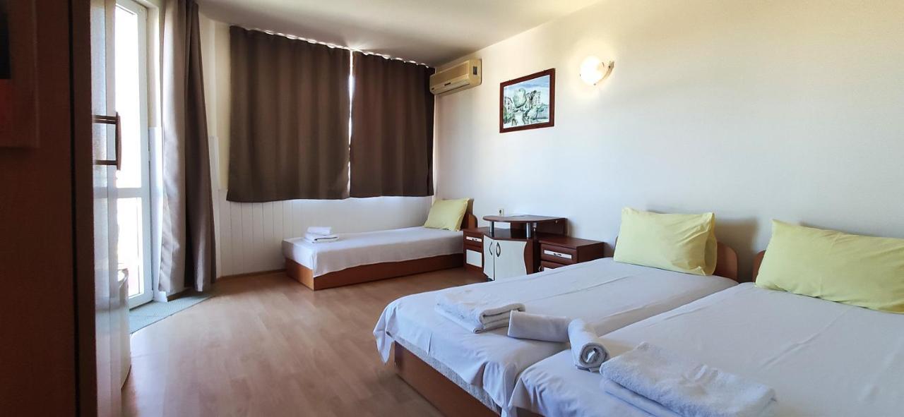 Sineva Guest House Ravda ภายนอก รูปภาพ