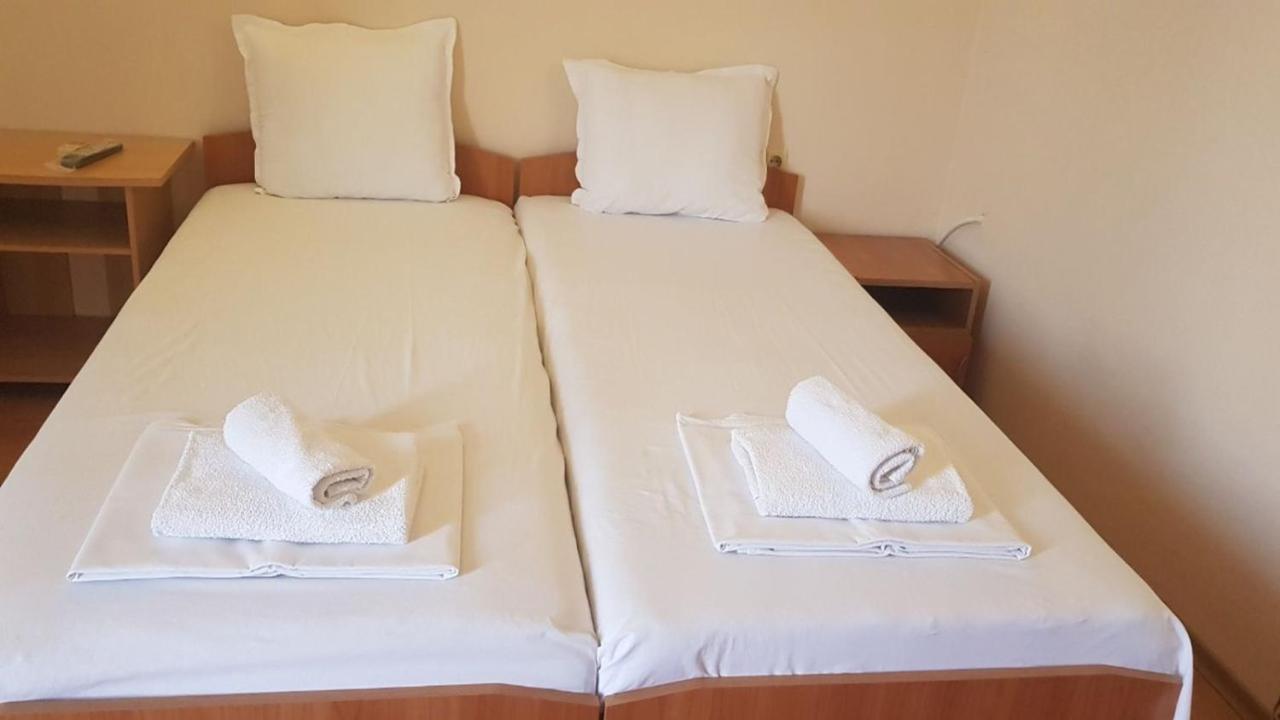 Sineva Guest House Ravda ภายนอก รูปภาพ